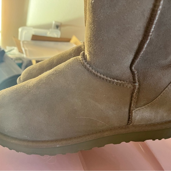 UGG tan boots - Picture 5 of 6